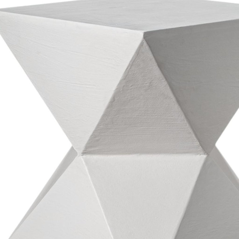 19" White Wood Round End Table