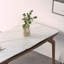 Combinaison de table et de chaise simplifiée