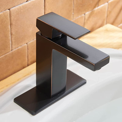 Single-Hole Single-handle Bathroom Faucet with Drain Assembly