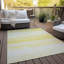 Tapis intérieur / extérieur en polyester tissé à la machine à motif abstrait mâle jaune Malék-95999885