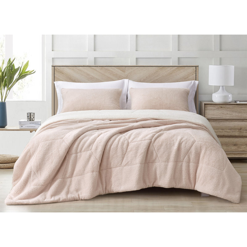 Double Sided Sherpa Reversible Comforter Set, King Comforter + 2 King Shams, Blush