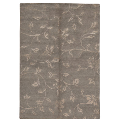 Hand Woven Wool Floral Area Rug