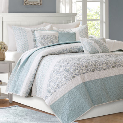 Dawn 6 Piece Cotton Percale Quilt Set with Throw Pillows