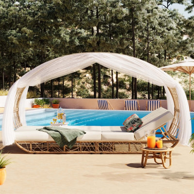 Marwa 90.6'' Polyethylene (PE) Wicker Outdoor Patio Daybed