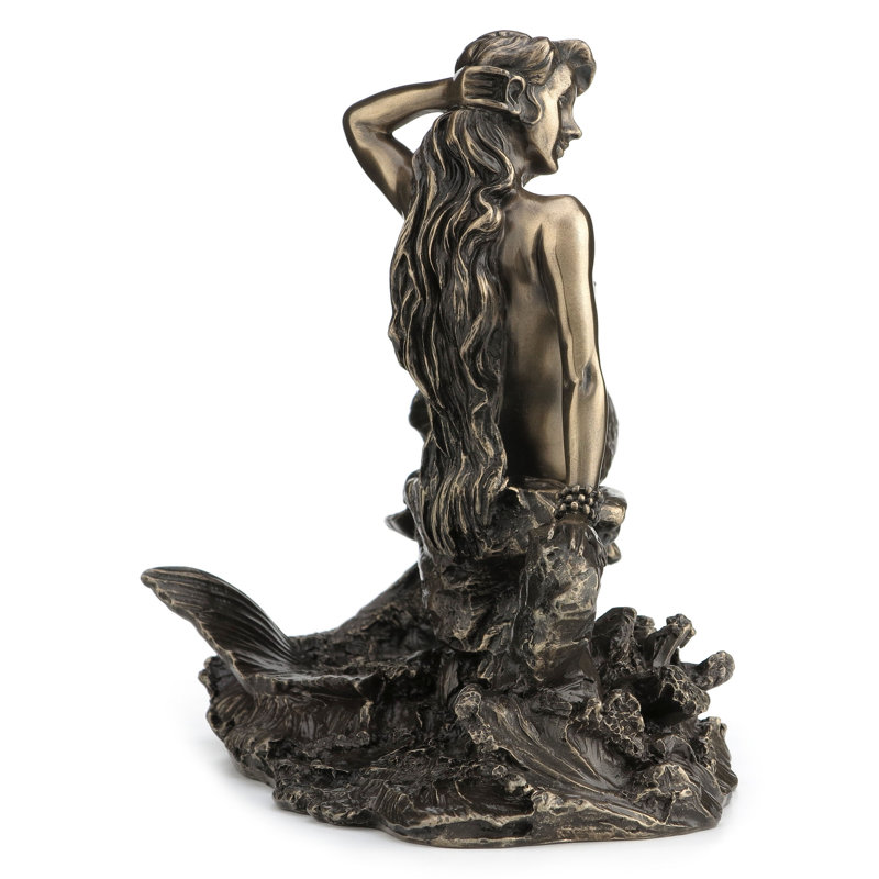 Figurine sirène assis sur le rock Botelho