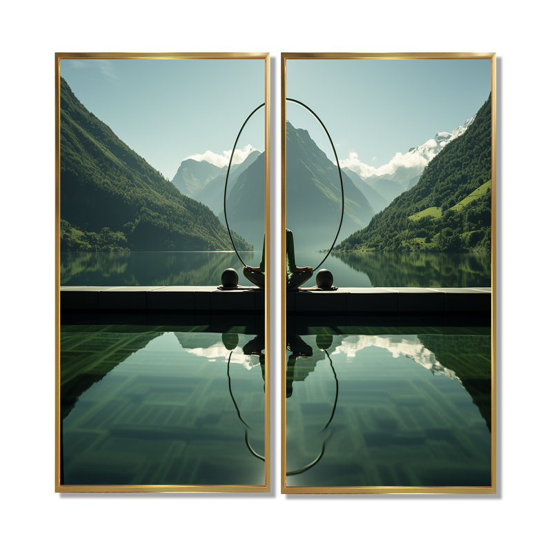 Yogic Balance Horizon - impressions d'art traditionnelles sur toile, H 32 po x l 32 po, Impression encadrée flottante, Doré