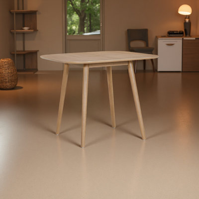 Table à manger carrée