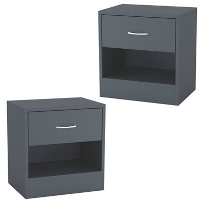 Quintone 39cm W Metal Bedside Table