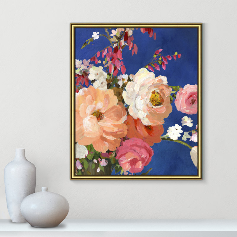 Calliope Midnight Garden Flowers I - peinture encadrée, H 26,75 po x l 22,75 po x P 0,875 po, Cadre doré