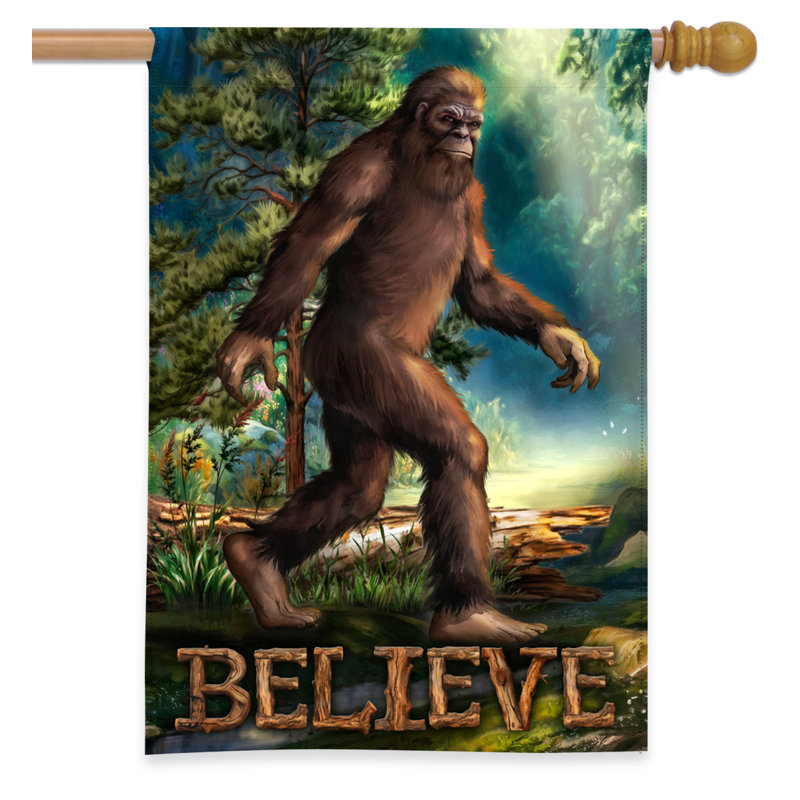 Drapeau Believe Bigfoot House