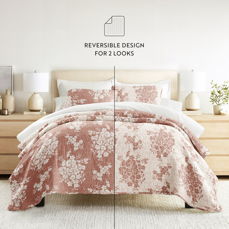 Quilt Set- Lightweight - All Season Quilted Coverlet - Distressed Bouquet, Twin/TwinXL Quilt + 1 Standard Sham , Terracotta