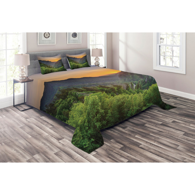 Rustic Polyester Coverlet, King Bedspread + 2 Shams