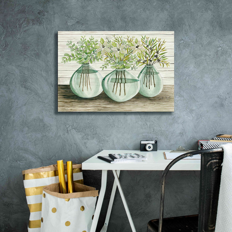 «Eucalyptus in Glass Vases» par Cindy Jacobs, art mural sur toile, H 18 po x l 26 po x P 0,75 po