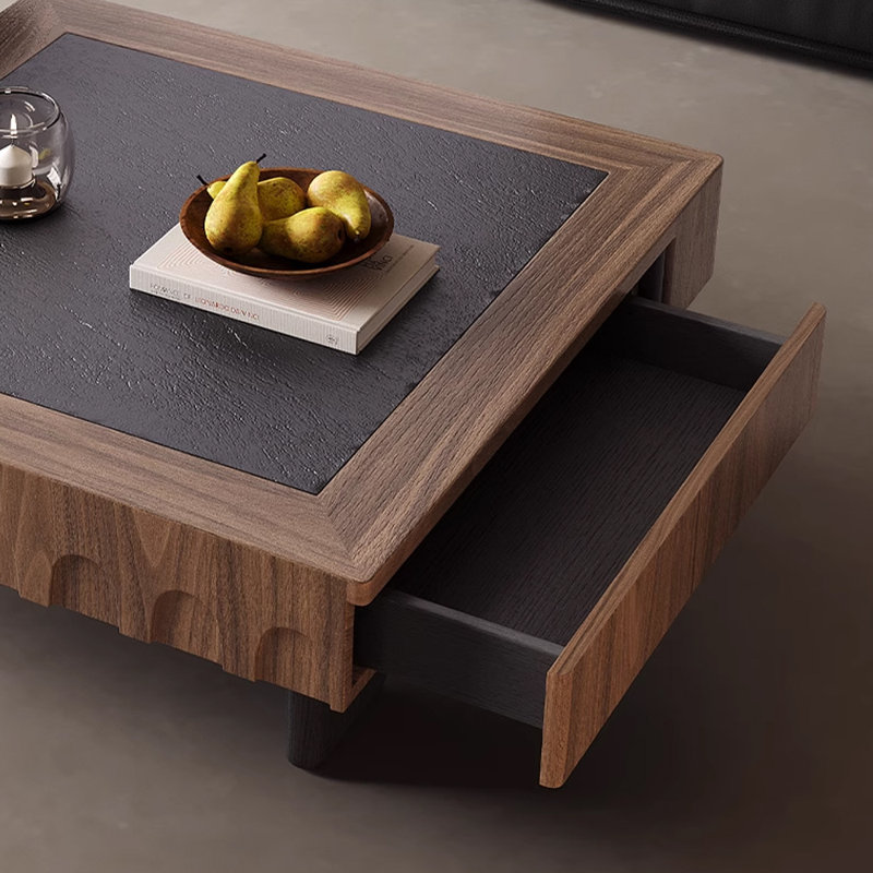Table basse en noyer