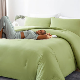 Ensemble de literie toutes saisons 4 pièces, ensemble de lit moelleux avec 1 housse de couette en duvet synthétique 104 po x 90 po, 2 taies d'oreiller et 1 drap-housse (très grand, vert avocat)