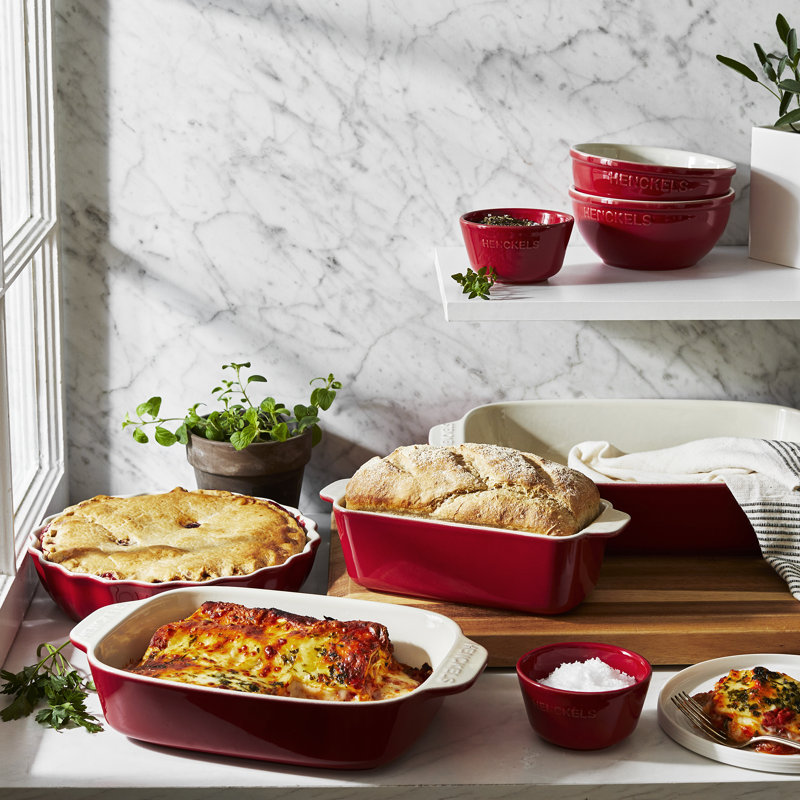Ceramic 8 Piece Bakeware Set, Red