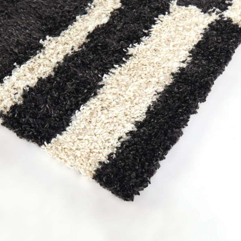 Tapis gris anthracite à carreaux Keil, Rectangle 5 pi 3 po x 7 pi