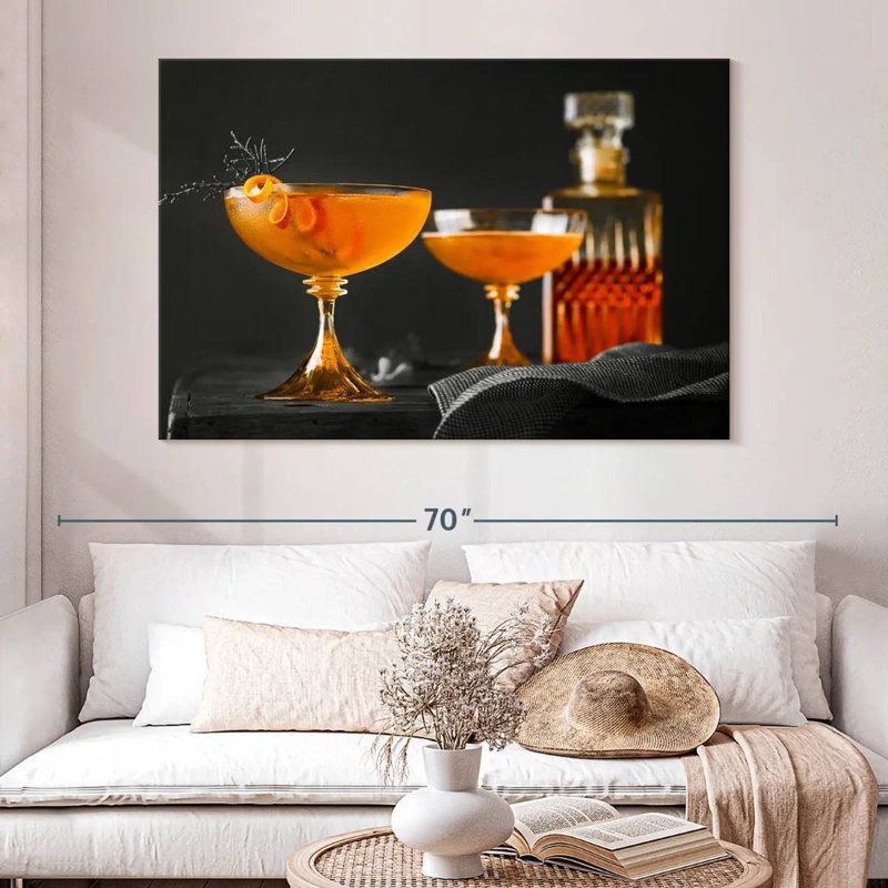 Yarlin Juniper Manhattan Cocktail, H 34 po x l 51 po