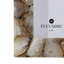 Agate moderne et cadre en bois avec des accents métalliques, des détails en pierre et un revers - Accent décoratif décontracté pour la décoration intérieure contemporaine - Pièce unique de présentation élégante pour photos ou impressions-385777905-385777911