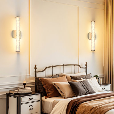 Plug-in Armed Sconce
