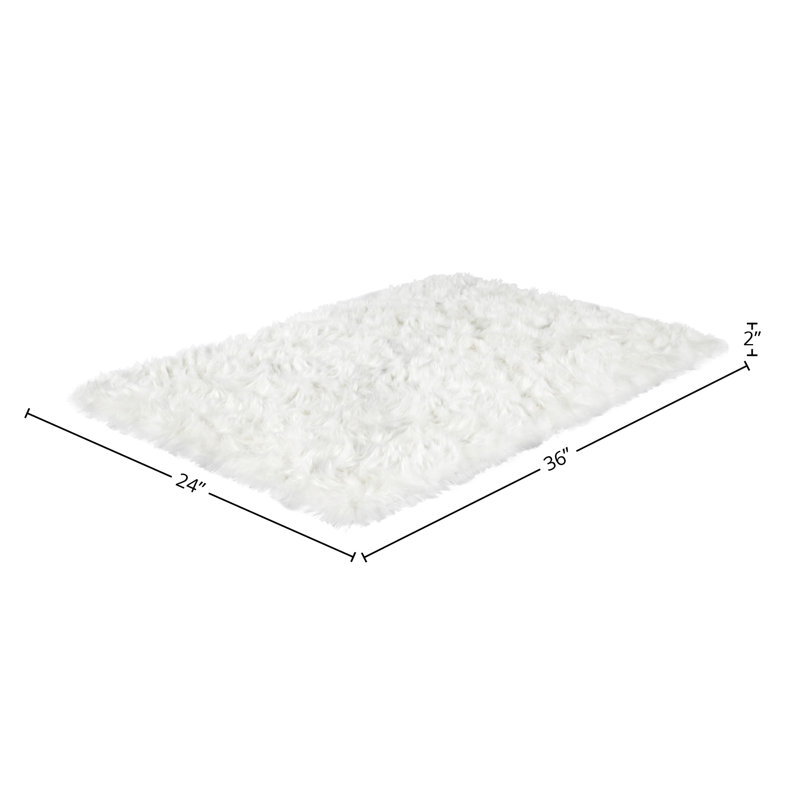 Shag Faux Fur Washable White Area Rug, Rectangle 2' x 3'