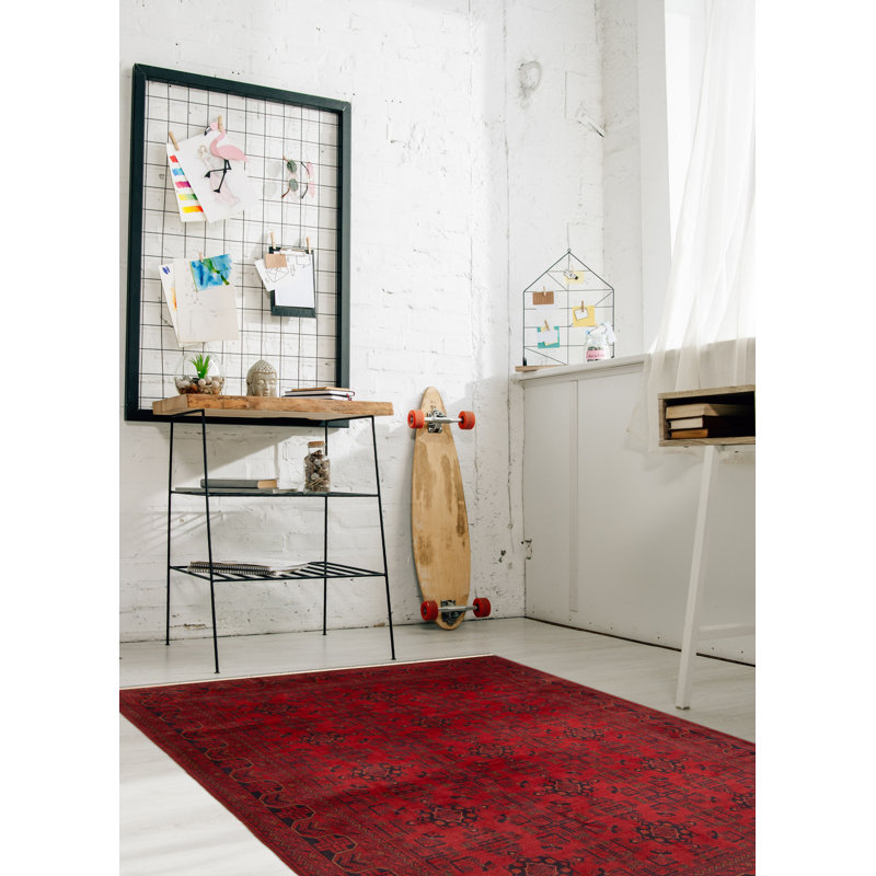 Tapis rouge Dutra 6 pi 8 po x 9 pi 6 po