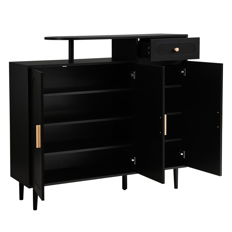 Armoire de salon avec portes arquées et rangement polyvalent, cadre noir élégant avec tablettes réglables