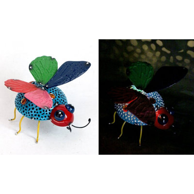 Figurine DEL coccinelle avec ailes de papillon