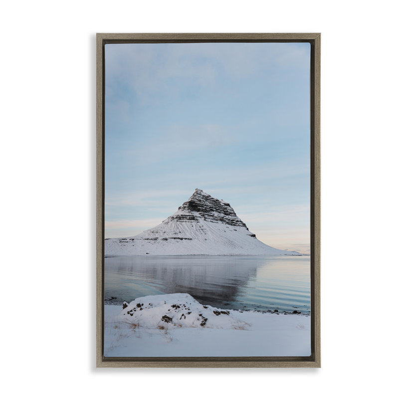 Cadre flottant pittoresque, péninsule de l'Islande, par Jade Sharp Photo, H 25 po x l 17 po, Cadre flottant orme Montalcino