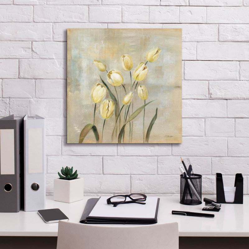 «Spring Field 2 Neutral» par Silvia Vassileva, art mural sur toile, H 18 po x l 18 po