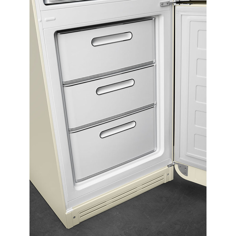 SMEG Réfrigérateur de 12,8 pieds cubes Energy Star des années 50, Droite, Crème