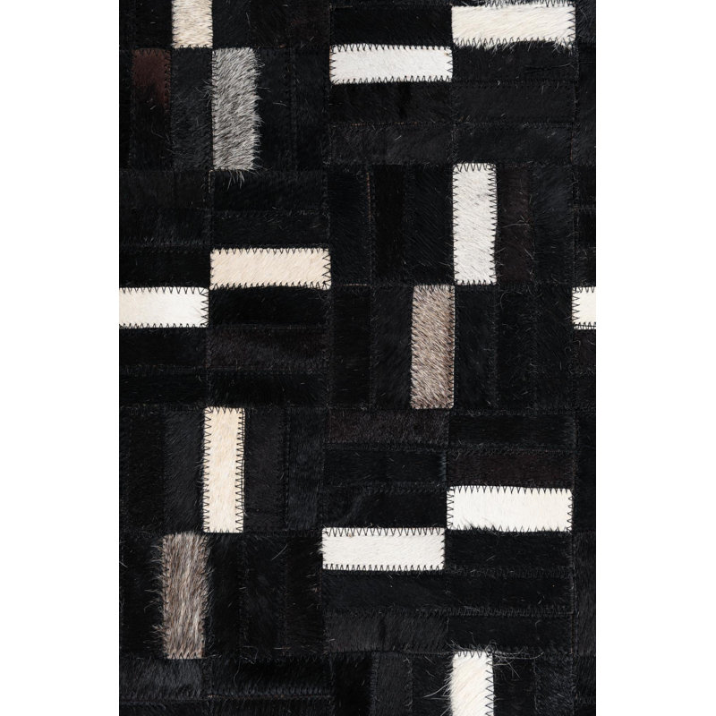 Tapis noir Orlowski