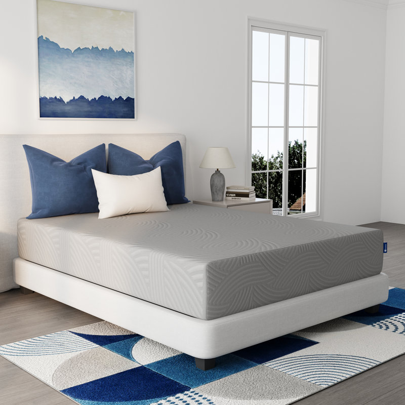 Matelas en mousse à mémoire de forme à refroidissement moyen McCurtain, Complet/Double, 12"