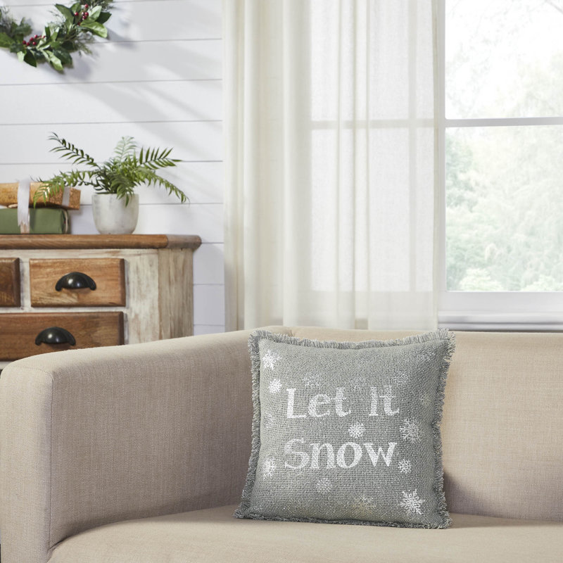 Yuletide Burlap Fringed 95% Cotton / 5% Metallic Thread Shell, Polyester Lining, Polyester Pillow Fill Throw Pillow