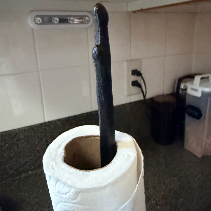 Cast Iron Paper Towel Holder Frog