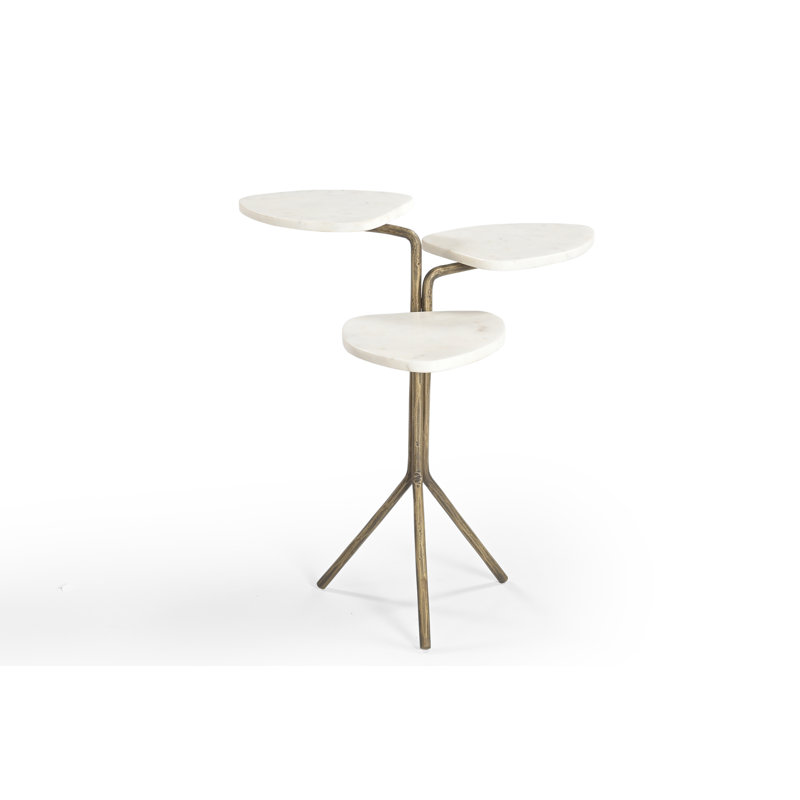 Table d'appoint Alpine à trois niveaux en marbre avec base en laiton à pétales