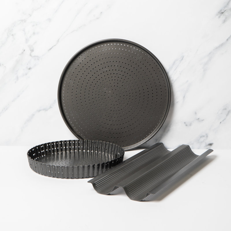 MasterClass 3pc Crusty Bake Non-Stick Bakeware Set with Flan/Quiche Tin, Pizza Crisper, Baguette Tray