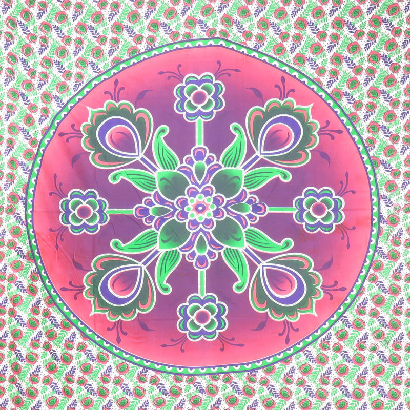 Tapisserie 88 po x 84 po
