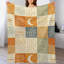 Jeté géométrique lune et flanelle de luxe, couverture douce et chaude pour le canapé du salon-132936386