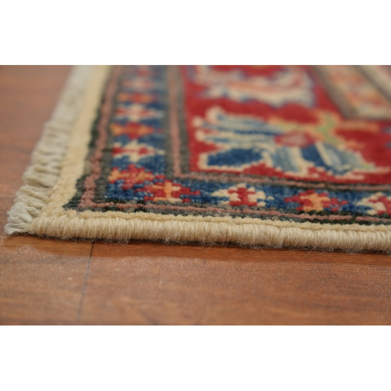 Tapis oriental Kazak finement fabriqué 2 x 3