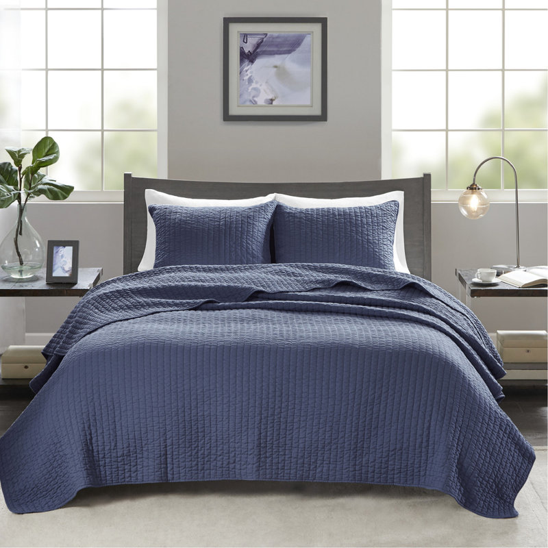 Navy Reversible Quilt For King/ King - Microfiber And Cotton Filled Constitution In Bedding
