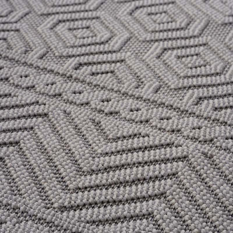 Indoor/Outdoor Area Rug, Rectangle 5'3" x 7'6"