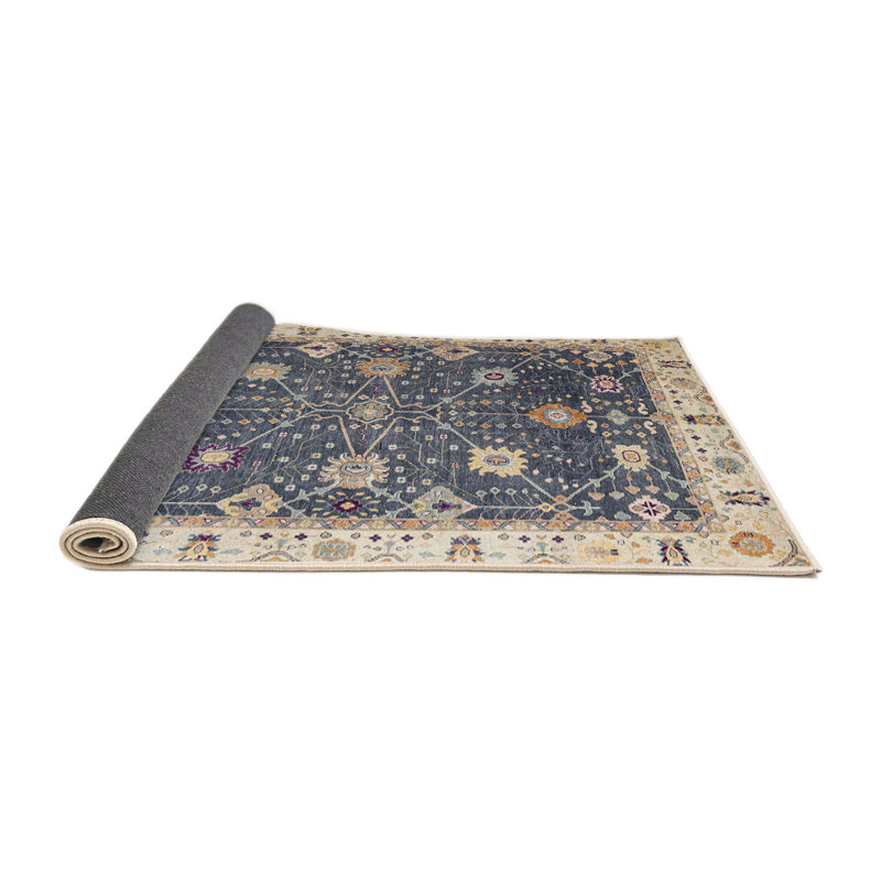 Southwestern Indoor Rug, Round 5'