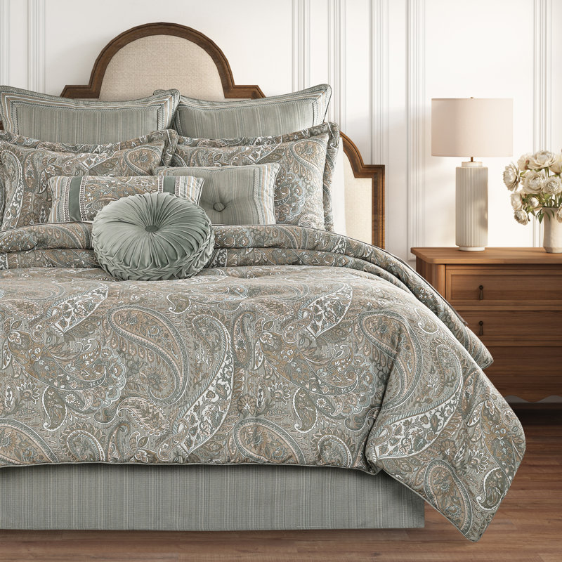 RAINE CALIFORNIA KING 4PC. ENSEMBLE COMFONTER, King Comforter + 3 Additional Pieces