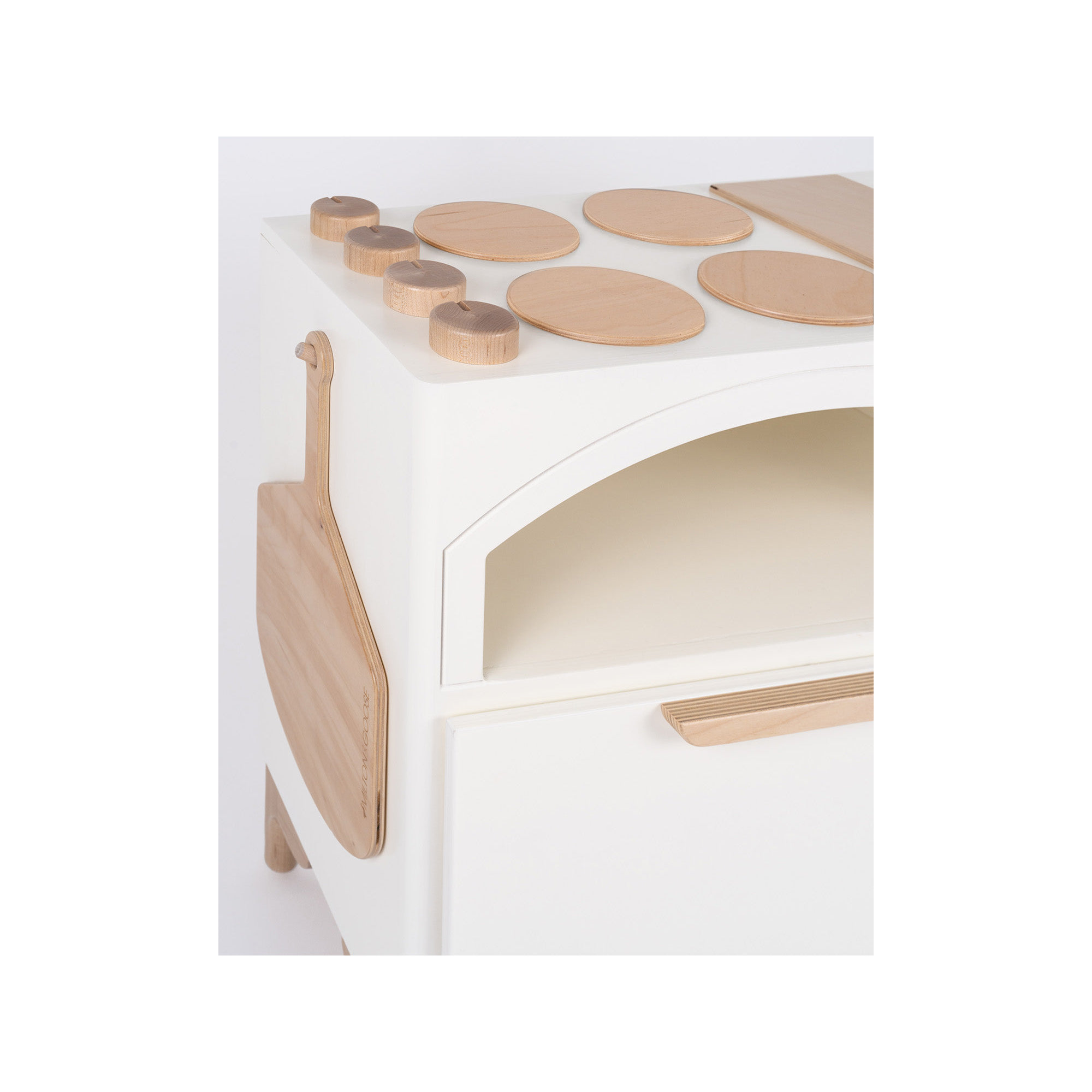 Luca Wooden Play Pretend Housekeeping & Appliances Set, White