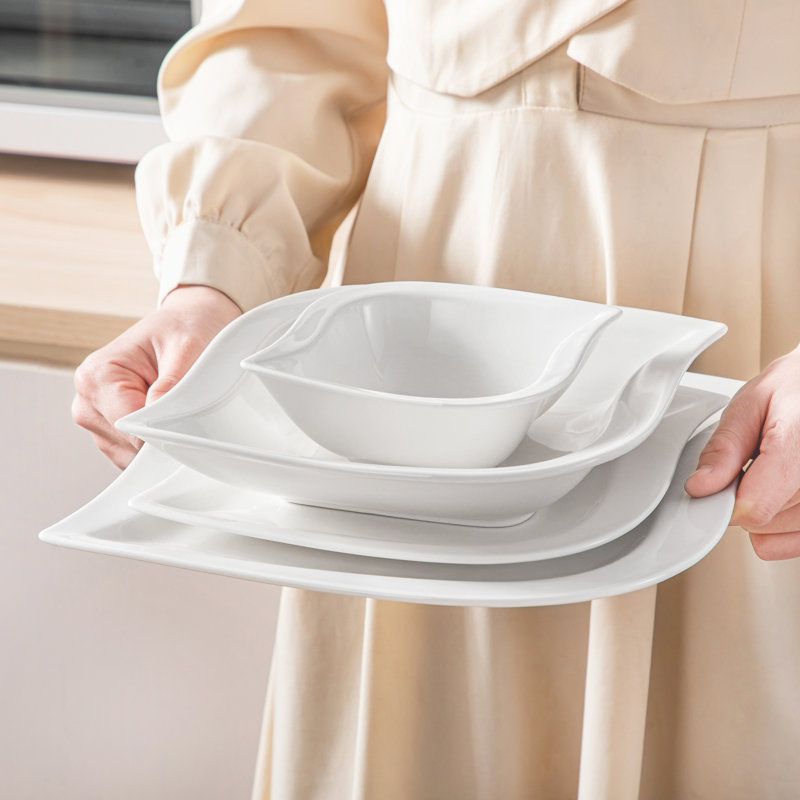 24 Piece Porcelain China Dinnerware Set - Service for 6 