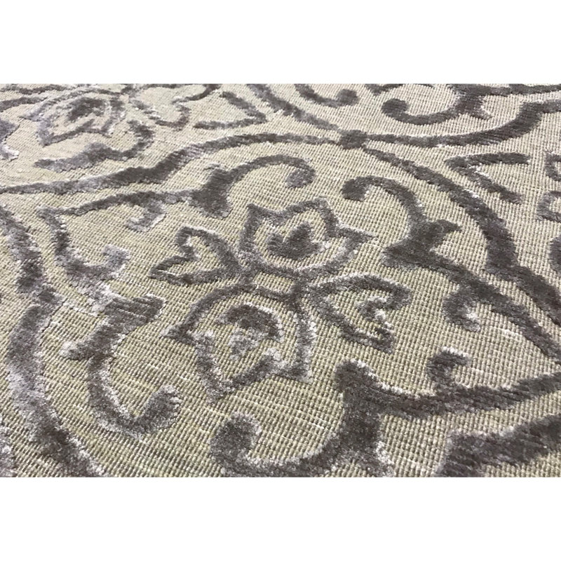 Jakat Cotton and Wool Damask Area Rug