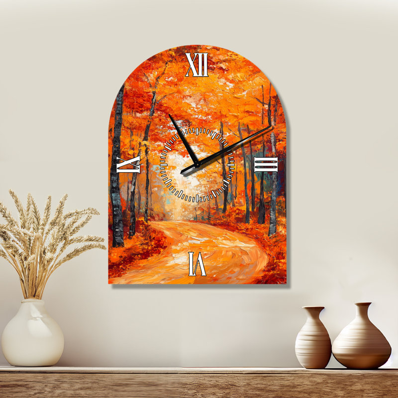 Horloge murale Wild Brush Autumn Forest II - Paysage en arc, imprimée sur métal, H 31 po x l 23 po - Arche