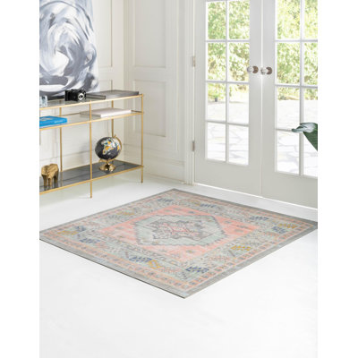 Pointe Oriental Indoor Rug