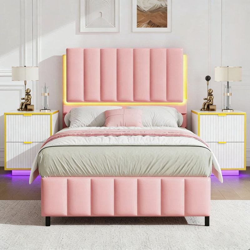 Ensemble de lit plateforme tapissier à DEL avec 2 tables de chevet modernes à DEL - ensemble de chambre à coucher 3 pièces